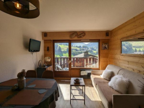Appartement rénové 2023 au centre de La Clusaz avec balcon, garage, et accès facile aux pistes - FR-1-459-178